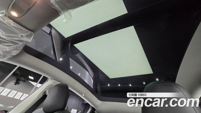 Tesla Model Y 2022 — photo 22