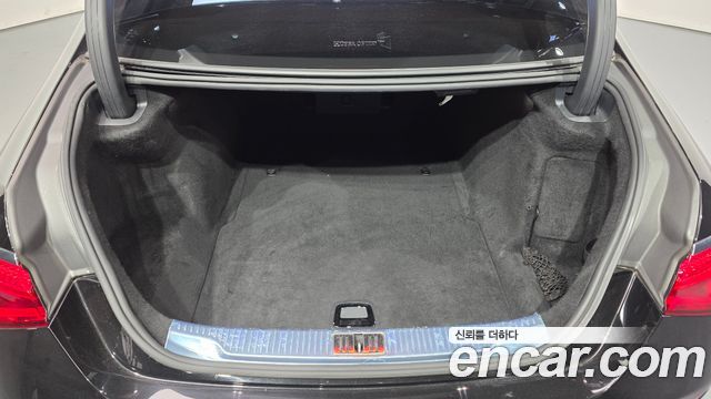Mercedes-Benz S-Class 2021 — photo 26