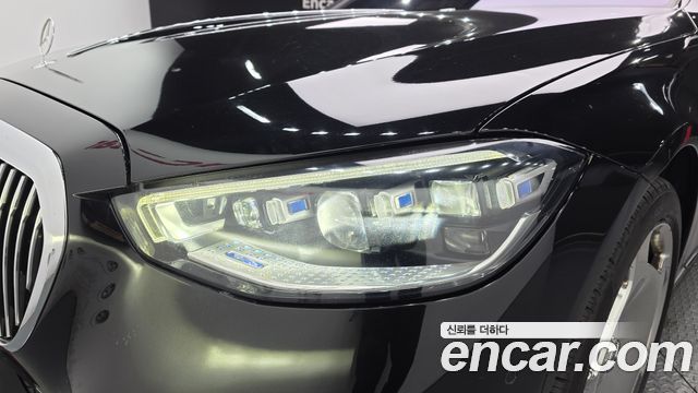 Mercedes-Benz S-Class 2021 — photo 8