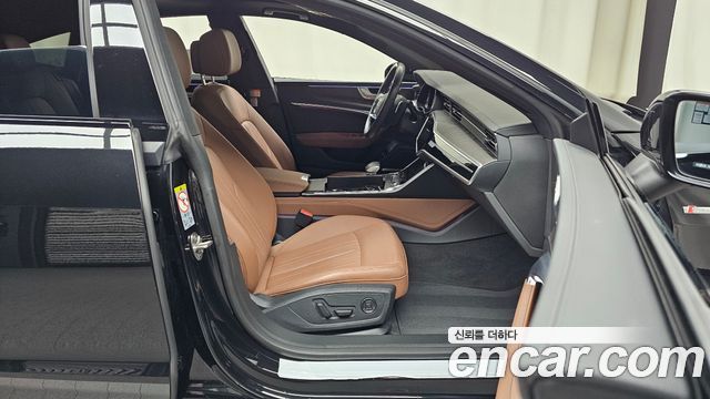 Audi A7 2023 — photo 16