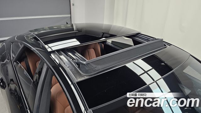 Audi A7 2023 — photo 28