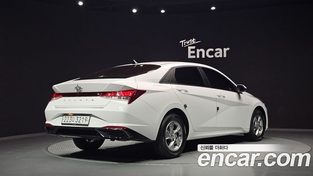 Hyundai AVANTE 2021 — photo 2