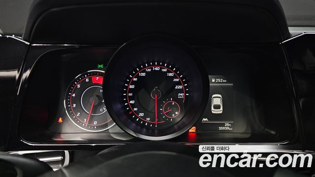 Hyundai AVANTE 2021 — photo 11