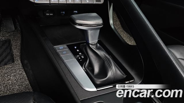 Hyundai AVANTE 2021 — photo 12