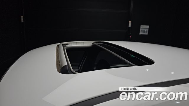 Hyundai AVANTE 2021 — photo 24