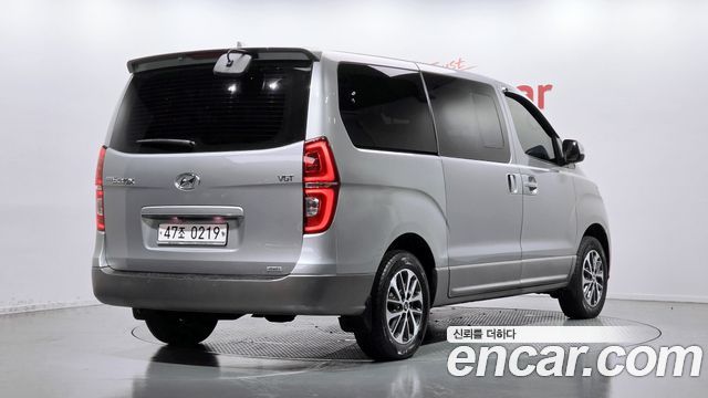 Hyundai Starex 2019 — photo 2