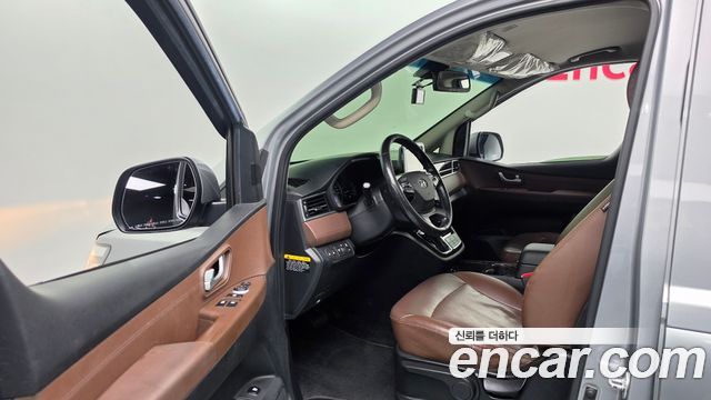Hyundai Starex 2019 — photo 13