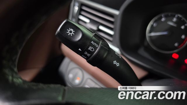 Hyundai Starex 2019 — photo 27