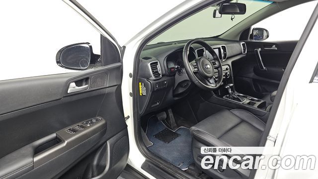 Kia Sportage 2016 — photo 13