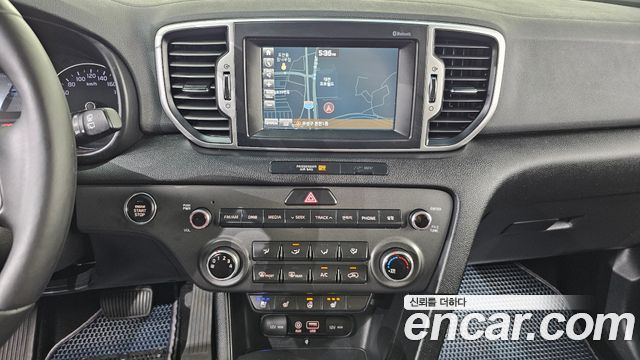 Kia Sportage 2016 — photo 19