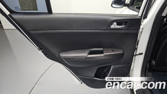 Kia Sportage 2016 — photo 15