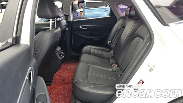 Hyundai Sonata 2020 — photo 16