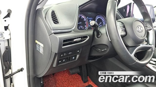 Hyundai Sonata 2020 — photo 31