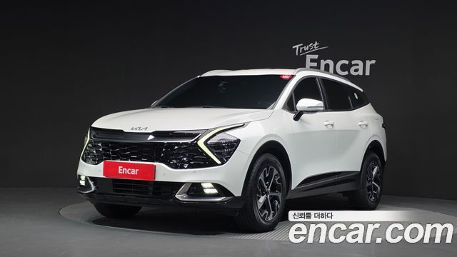 Kia Sportage 2023 — photo 1
