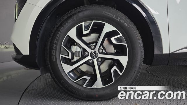 Kia Sportage 2023 — photo 5