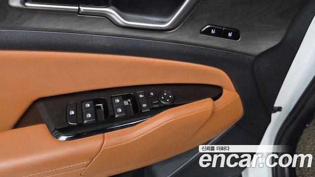 Kia Sportage 2023 — photo 17