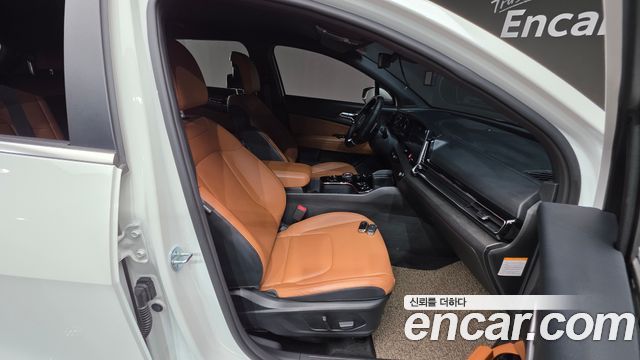Kia Sportage 2023 — photo 16