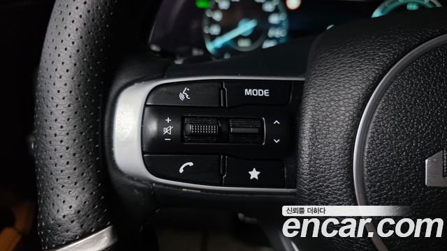 Kia Sportage 2023 — photo 29