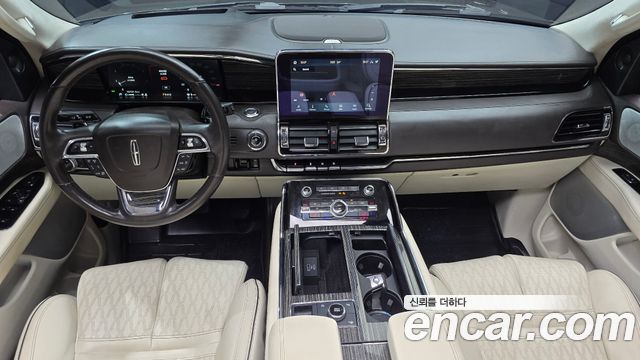 Lincoln Navigator 2020 — photo 10