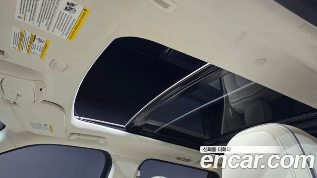 Lincoln Navigator 2020 — photo 22