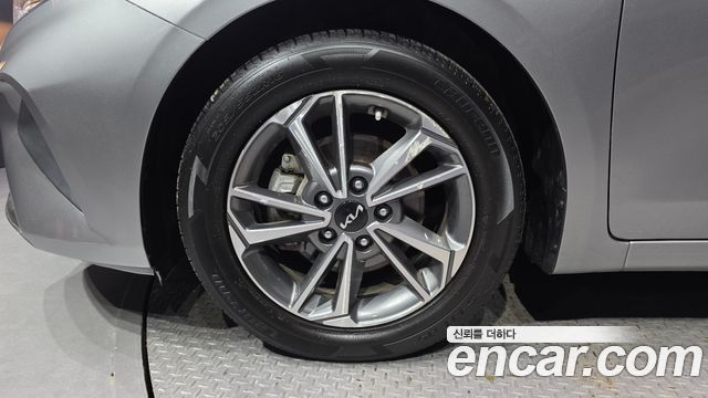 Kia K3 2022 — photo 5