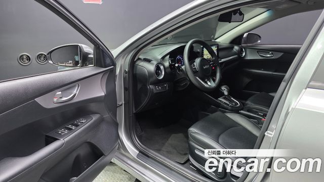 Kia K3 2022 — photo 10