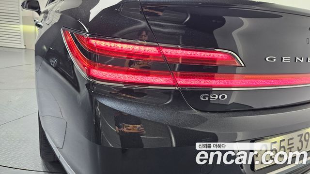 Genesis G90 2019 — photo 9