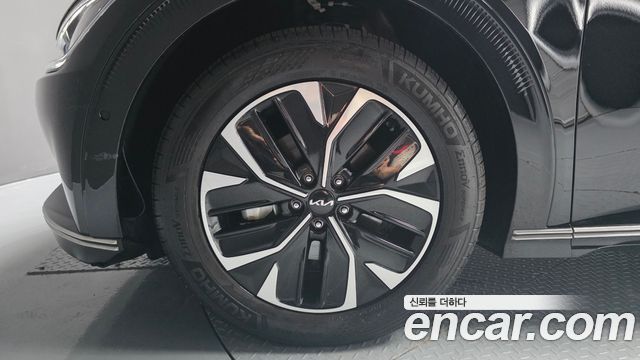Kia EV6 2023 — photo 5