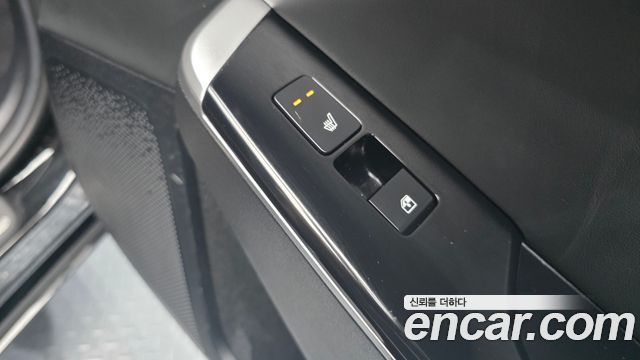 Kia EV6 2023 — photo 19
