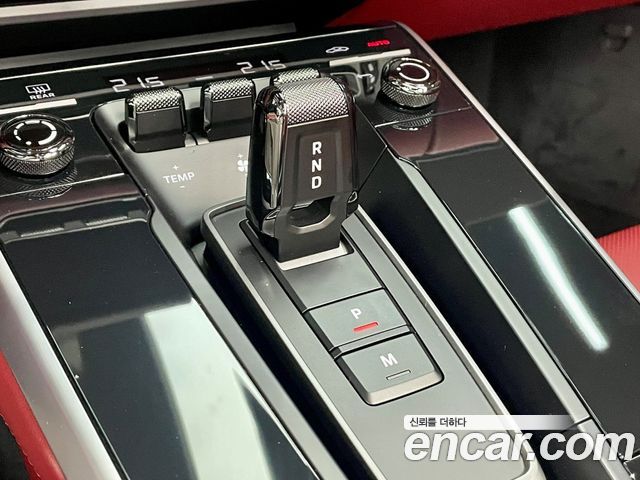 Porsche 911 2024 — photo 9