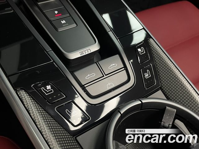 Porsche 911 2024 — photo 17