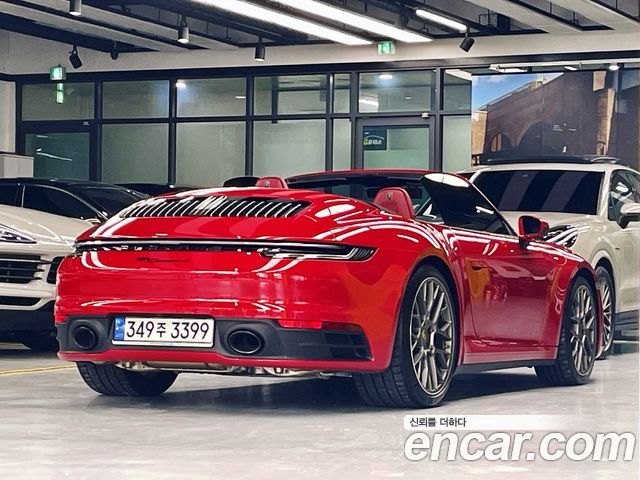 Porsche 911 2024 — photo 20
