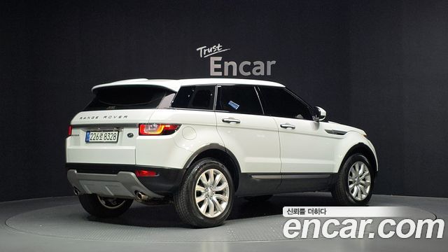 Land Rover Range Rover Evoque 2019 — photo 2