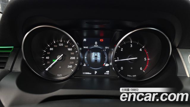Land Rover Range Rover Evoque 2019 — photo 8
