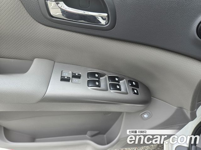 Kia Canival 2014 — photo 5