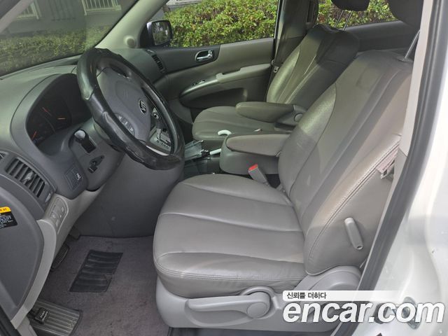 Kia Canival 2014 — photo 9