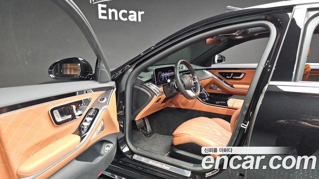 Mercedes-Benz S-Class 2023 — photo 13