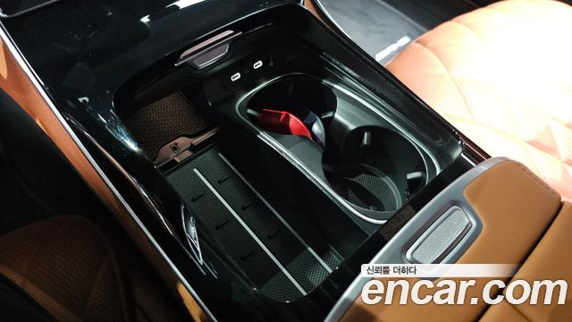 Mercedes-Benz S-Class 2023 — photo 24