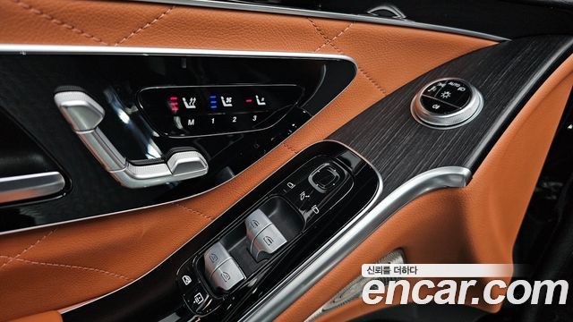 Mercedes-Benz S-Class 2023 — photo 28