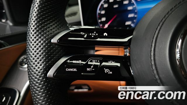 Mercedes-Benz S-Class 2023 — photo 33
