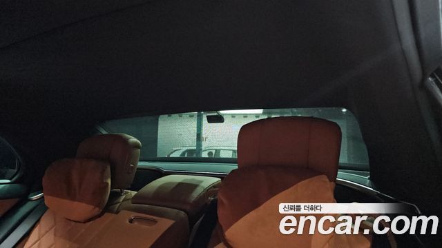 Mercedes-Benz S-Class 2023 — photo 36