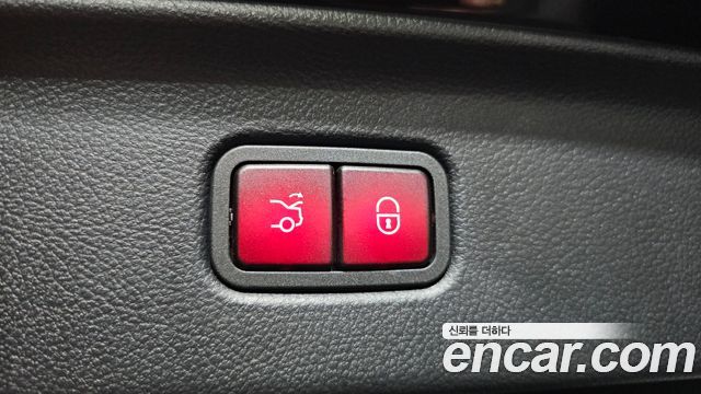 Mercedes-Benz S-Class 2023 — photo 39