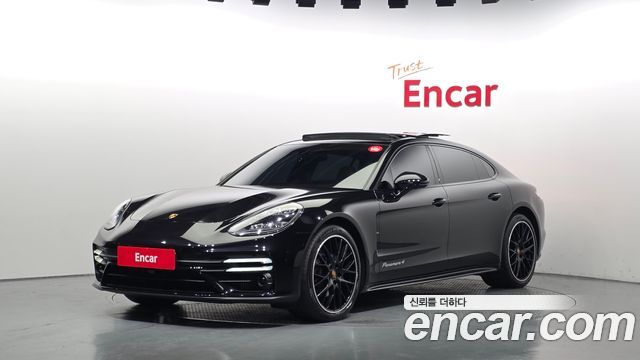 Porsche Panamera 2021 — photo 1