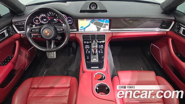 Porsche Panamera 2021 — photo 10
