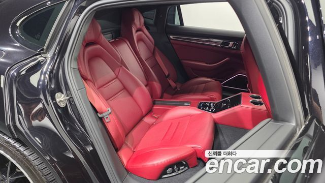 Porsche Panamera 2021 — photo 18