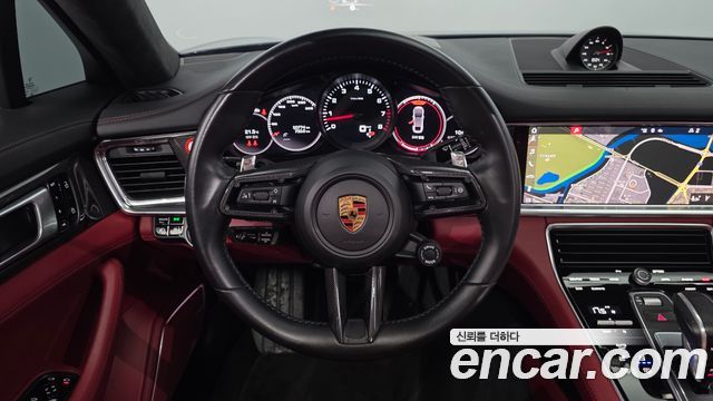 Porsche Panamera 2021 — photo 21