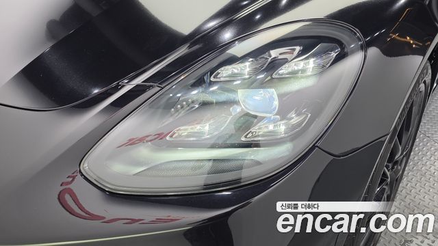 Porsche Panamera 2021 — photo 8