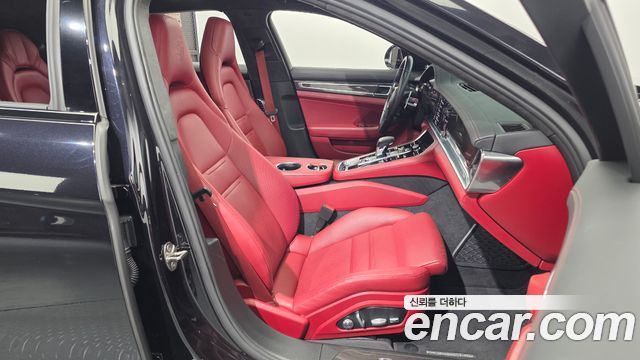 Porsche Panamera 2021 — photo 16