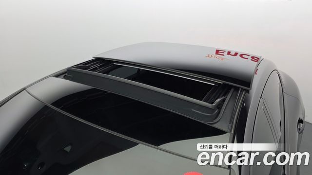 Porsche Panamera 2021 — photo 40