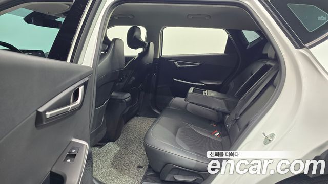Kia EV6 2023 — photo 12